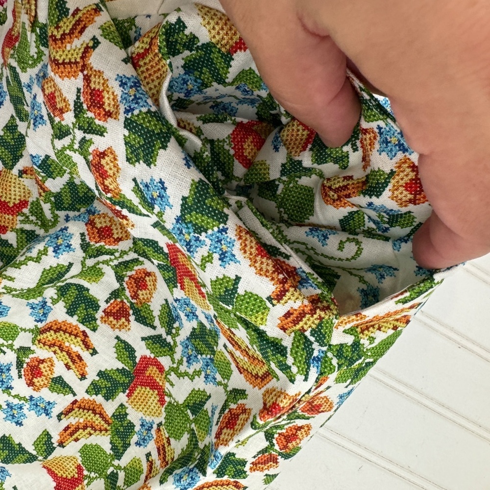 FARM Rio White Floral Embroidered Romper - Picture 5 of 6